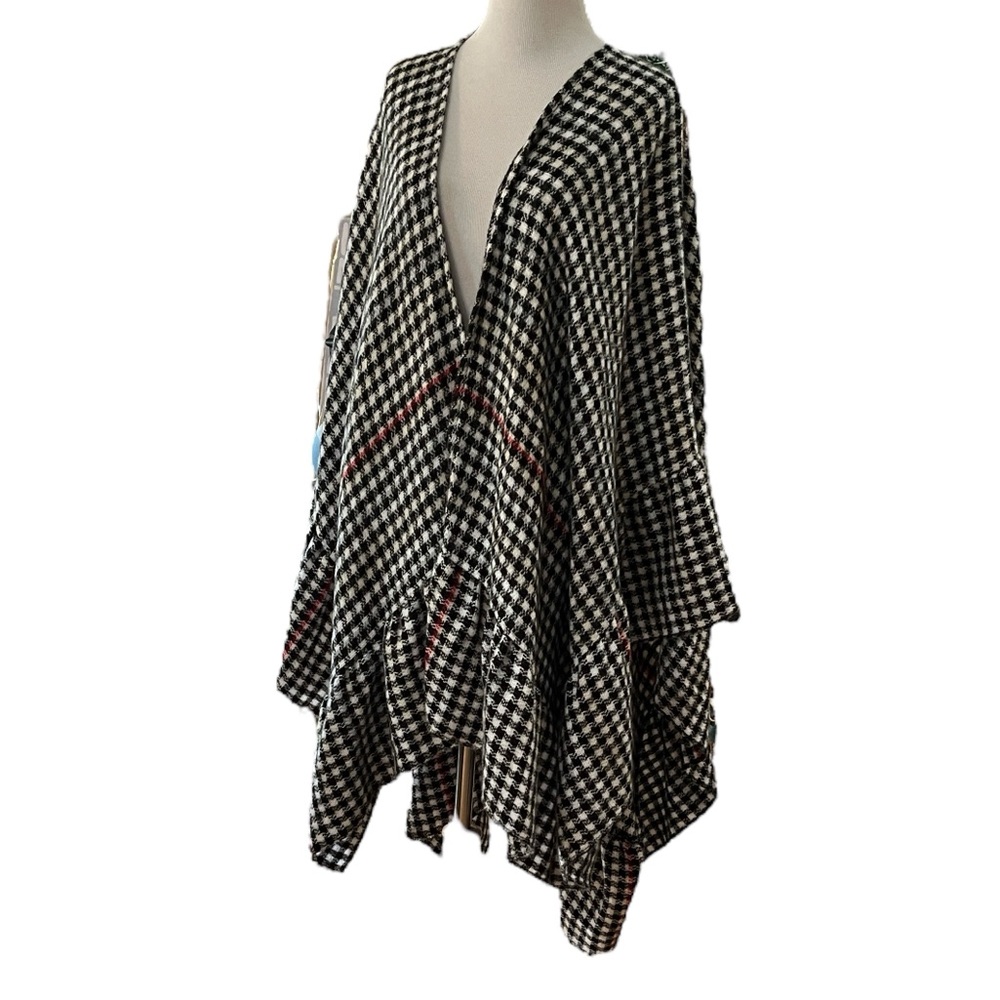 TORRID GINGHAM AND RED STRIPED RUFFLED HEM RUANA BLACK AND WHITE ONE SIZE